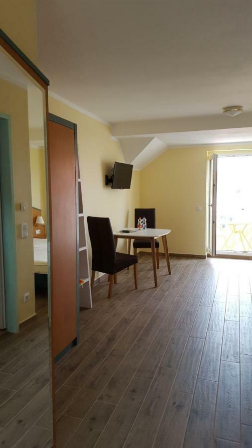 Loui'S Fewo Wiek Wiek auf Rügen Esterno foto